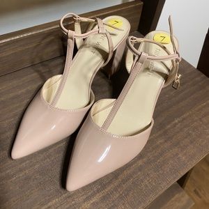 BRAND NEW Nine West Heels